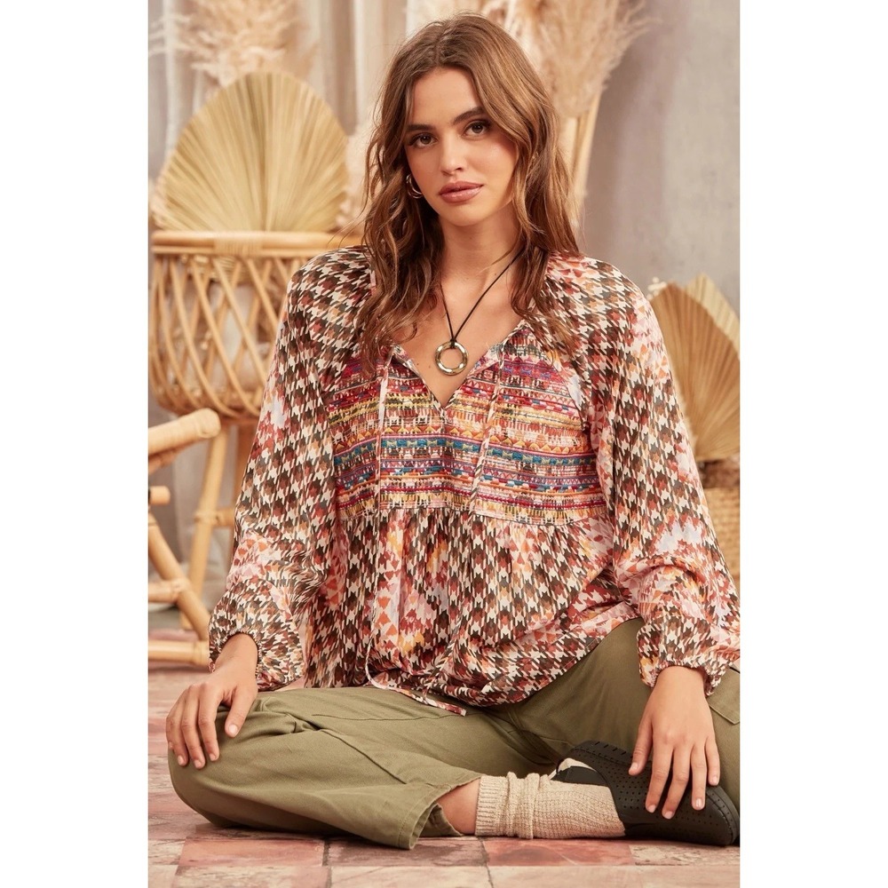 NEW Savanna Jane Geometric 1X Top New Tassel V Neck Boho Blouse Long Sleeve
